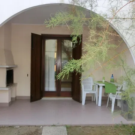 Inviting And Cozy With Swimming Pool Bibione
